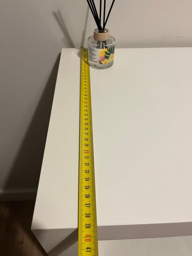 Mueble de almacenaje con compartimentos