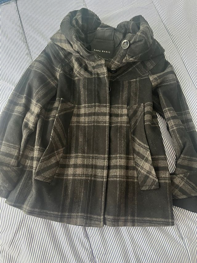 Abrigo Zara Basic Cuadros Talla S