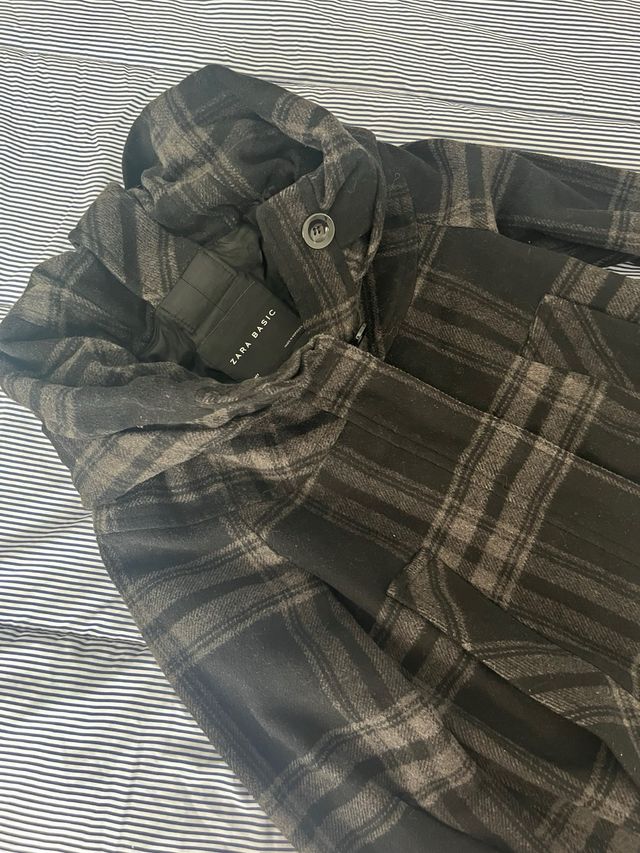 Abrigo Zara Basic Cuadros Talla S