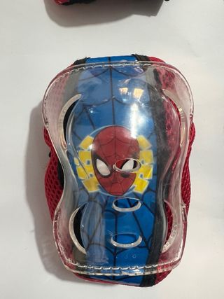 Protezioni Spiderman Gomiti e Ginocchia Bambina