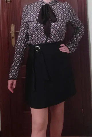 Blusa Mango y 2 faldas