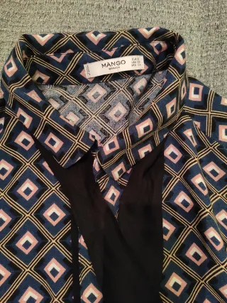 Blusa Mango y 2 faldas