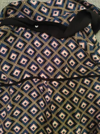 Blusa Mango y 2 faldas