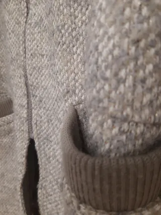 Abrigo gris jaspeado