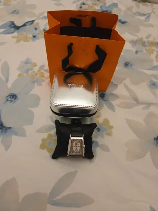 Reloj Tous Negro/Plateado Nuevo