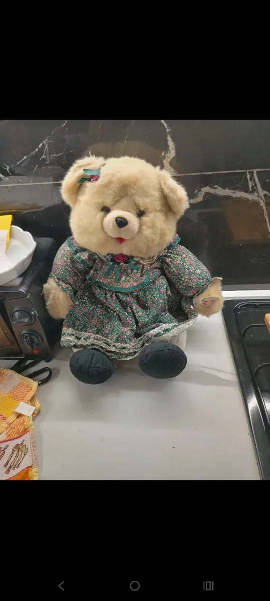 Orsetto peluche con vestito floreale