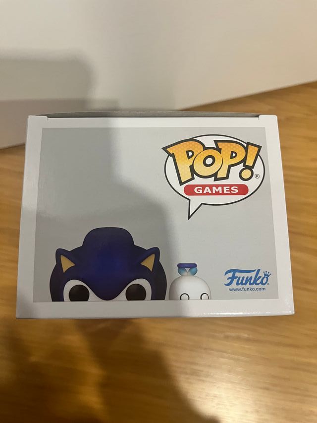 Funko Pop Sonic with Chao #1036