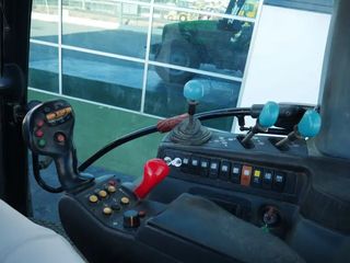 Tractor Deutz-Fahr Agrotron 200