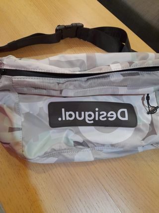 Riñonera Desigual Sónar 2019