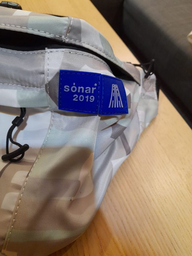 Riñonera Desigual Sónar 2019