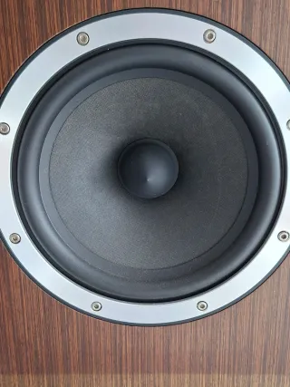 Altavoces Bowers & Wilkins CM7