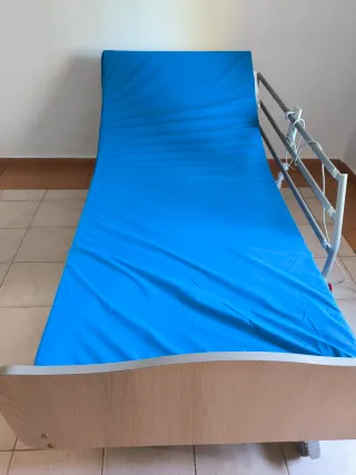 Cama Ortopédica Articulada Motorizada