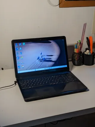 Portátil Sony Vaio - i7 5500U - 8GB RAM