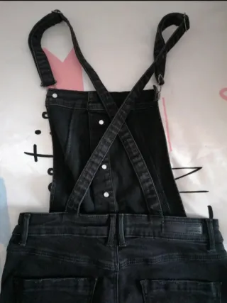 Mono vaquero Stradivarius desgastado