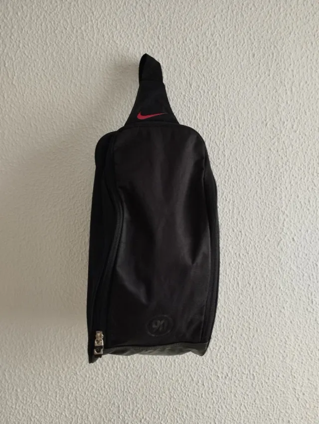 Macuto deportivo Nike negro