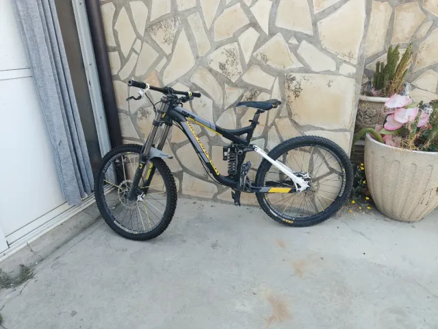 Bici Montaña Mondraker Rock Shox