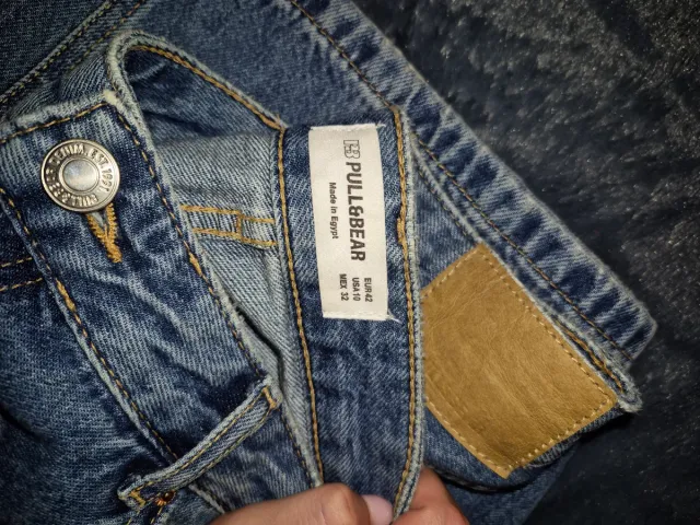 Pantalón ancho vaquero azul prácticamente nuevo
