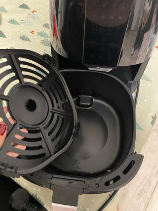 Freidora de aire negra