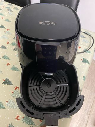 Freidora de aire negra