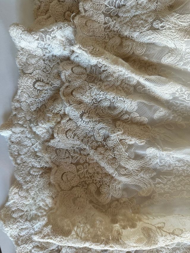 Falda de tul bordada talla única