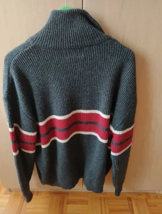 Chaqueta lana cremallera hombre gris y rojo