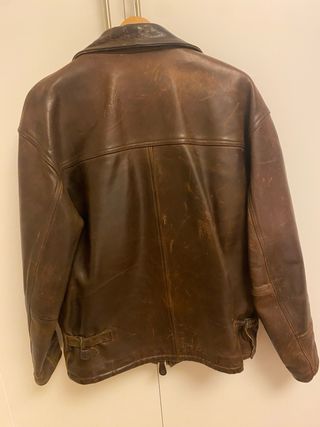 Abrigo de piel marrón para hombre