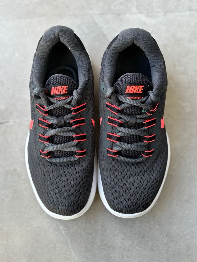 Zapatos Nike Lunar Converge Negro y Rosa