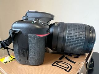 Nikon D7500 + Objetivo 18-140mm