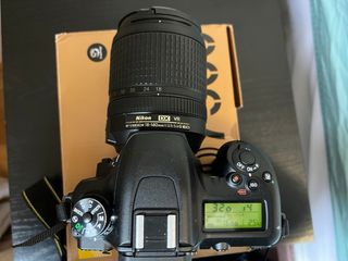 Nikon D7500 + Objetivo 18-140mm