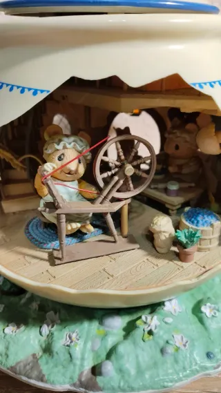 OFERTA! ANTIGUA CAJA DE MUSICA ENESCO 1991