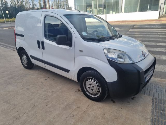 Alquiler furgonetas y coches