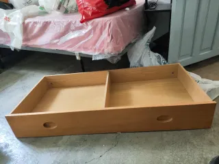 Cuna Micuna madera con cajón. Incluye colchón