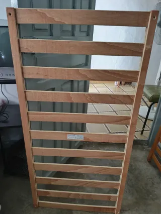 Cuna Micuna madera con cajón. Incluye colchón