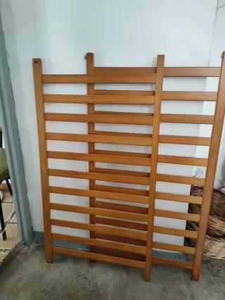 Cuna Micuna madera con cajón. Incluye colchón