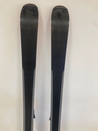 Esquís Atomic R-11 1.60 con fijaciones