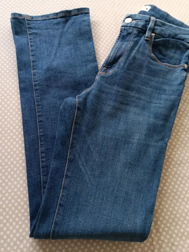 Pantalón vaquero tiro medio