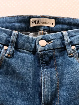 Pantalón vaquero tiro medio