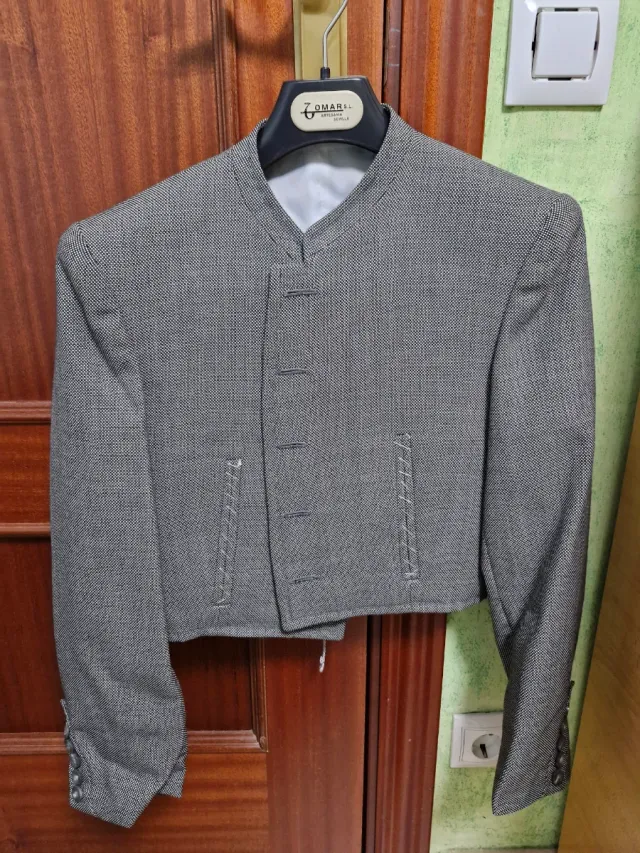 Chaqueta amazona de Rafael Moreno (ZOMAR SL)