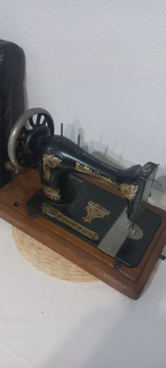 Máquina de coser Singer antigua