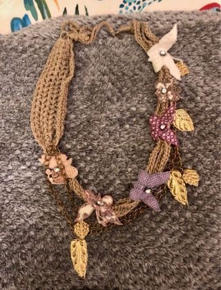 Collana artigianale fiori e foglie