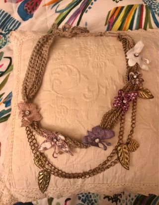Collana artigianale fiori e foglie