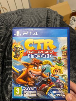 PS4 Slim 500GB + God of War + GT Sport  negociable