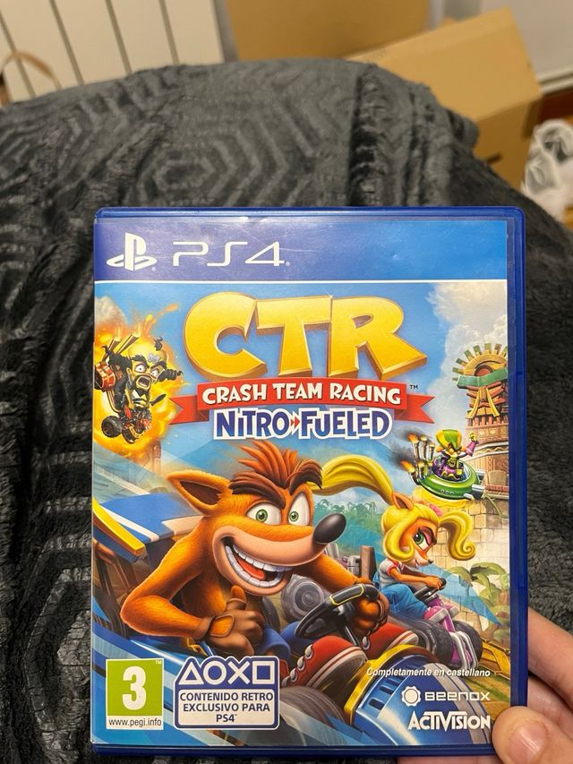 PS4 Slim 500GB + God of War + GT Sport  negociable