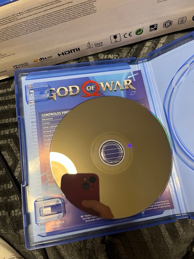 PS4 Slim 500GB + God of War + GT Sport  negociable