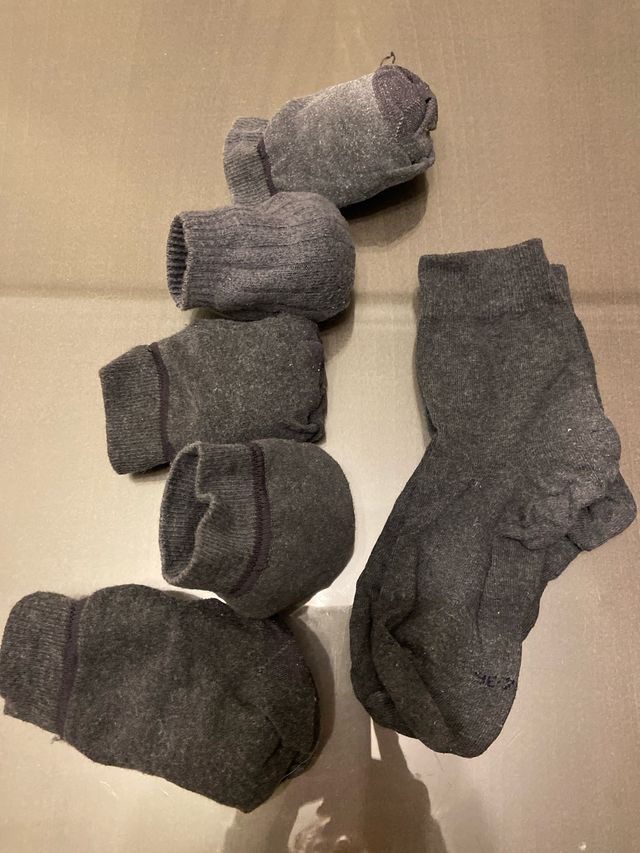 Calcetines grises uniforme