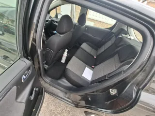 Peugeot 207 2009