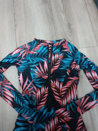 Bañador manga larga estampado tropical