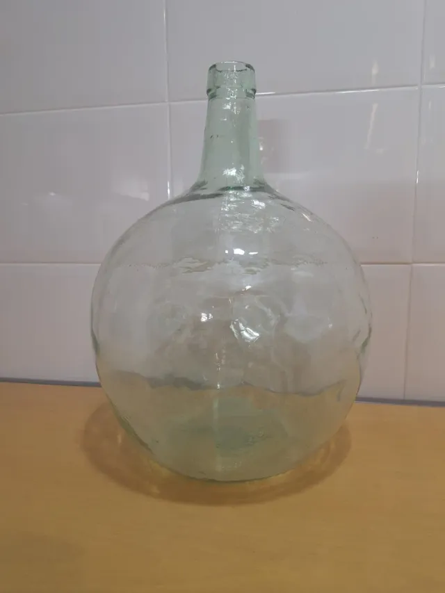 Botellón de vidrio grande transparente