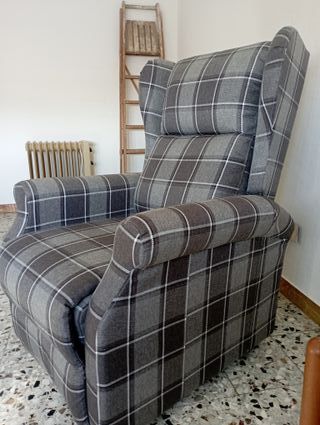 Poltrona alzapersone tessuto grigio