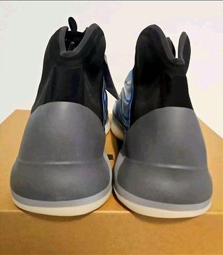 Yeezy QNTM Frozen Blue 23 Dic 2020